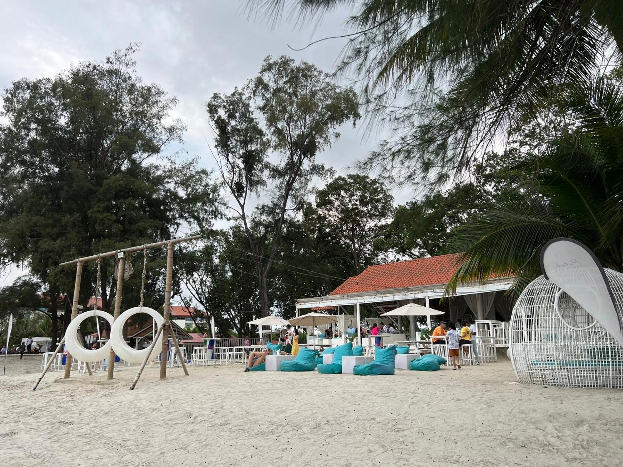 Vitaminsea3 Seaview 6pax Netflix A-8-13a * Kuantan
